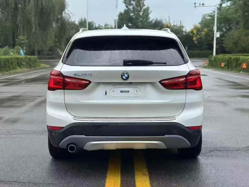 东营18年宝马X19