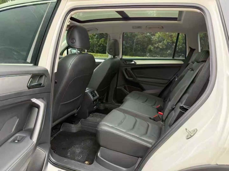 南通21年大众途观4