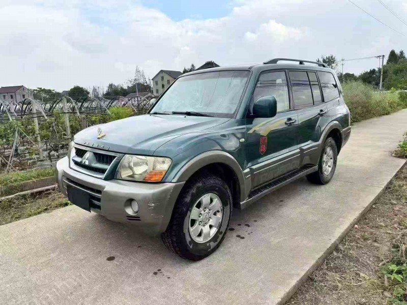 嘉兴12年三菱帕杰罗2