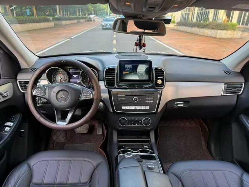 深圳16年奔驰GLE5