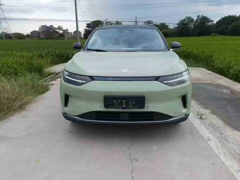 嘉兴22年零跑汽车C111