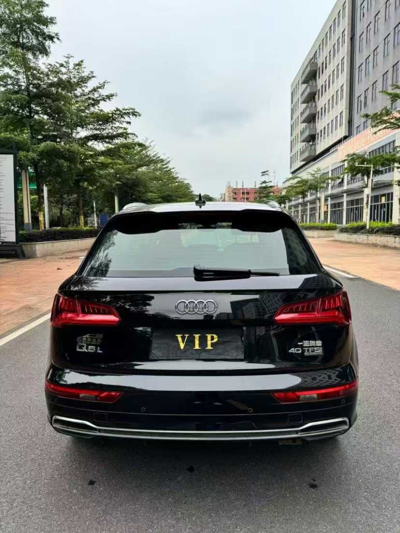 广州20年奥迪Q59