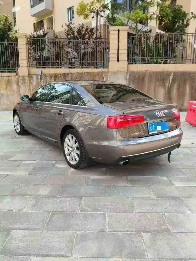 曲靖15年奥迪A6L8