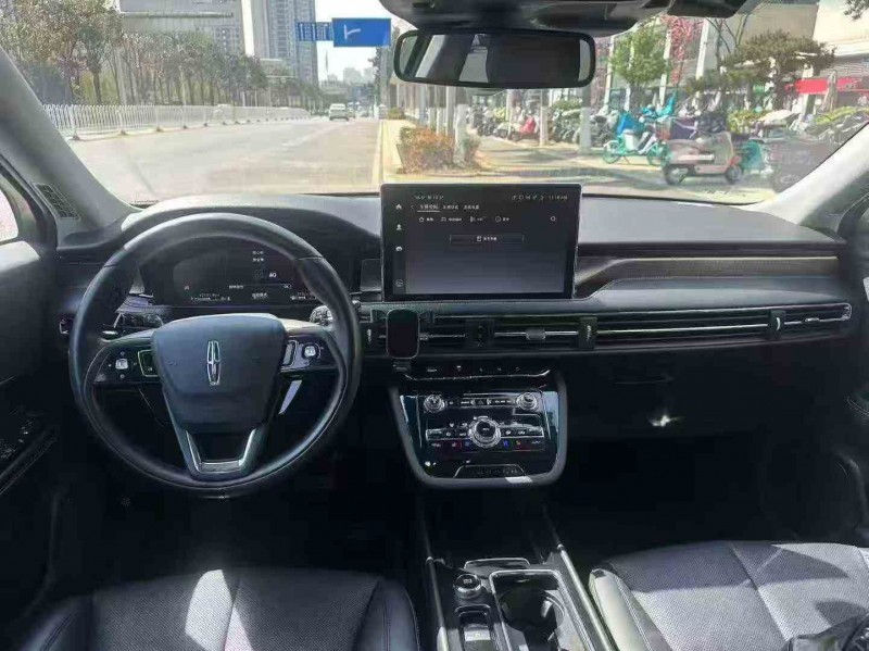 昭通22年林肯冒险家5