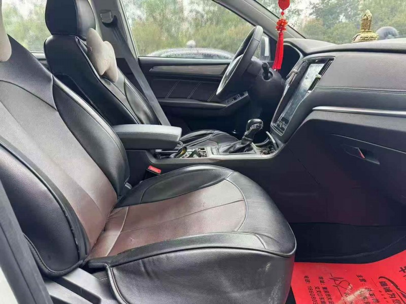 咸阳19年荣威RX56