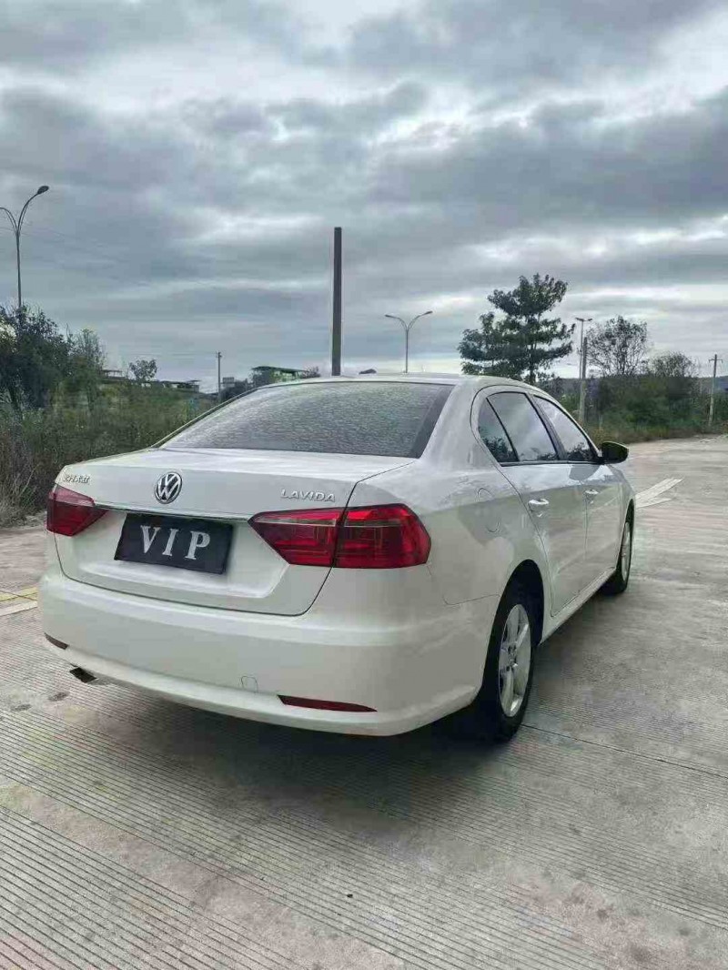 北海18年大众朗逸7