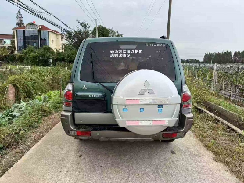 嘉兴12年三菱帕杰罗6