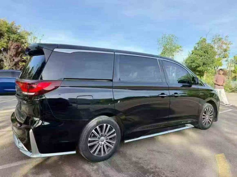 楚雄21年传祺M86