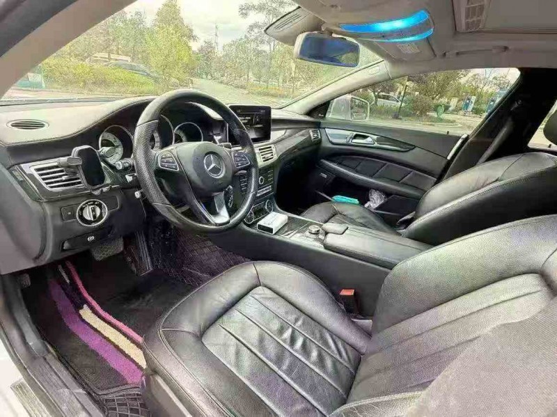 丽江16年奔驰CLS6
