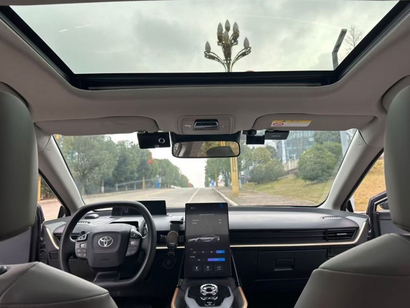 盐城25年丰田BZ3Pro4