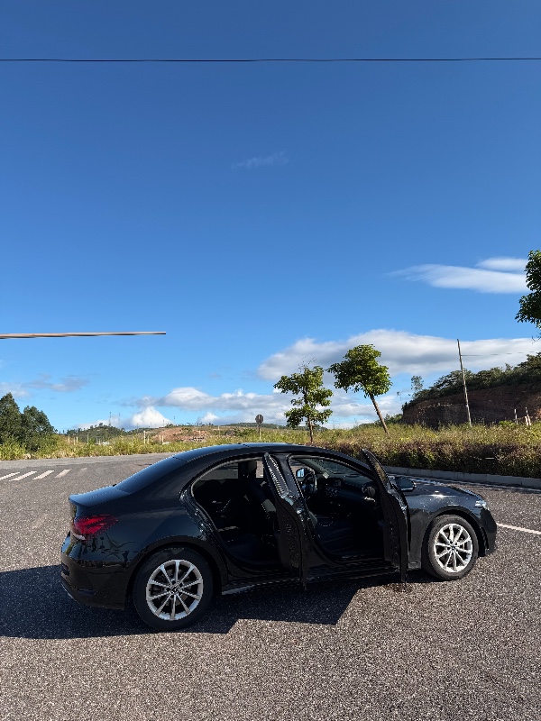 防城港21年奔驰A7