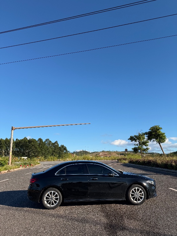 防城港21年奔驰A9