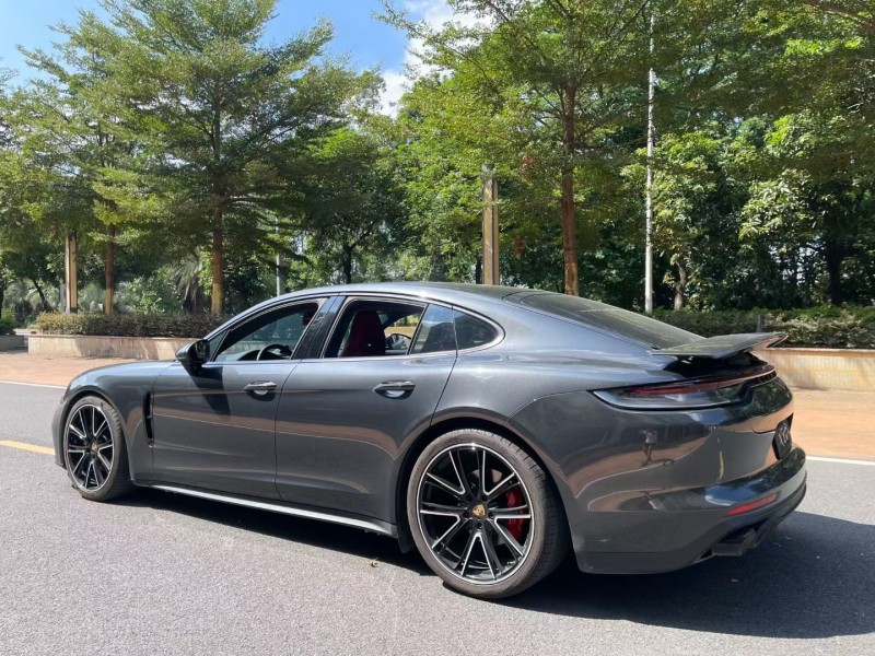 韶关21年保时捷帕拉梅拉8