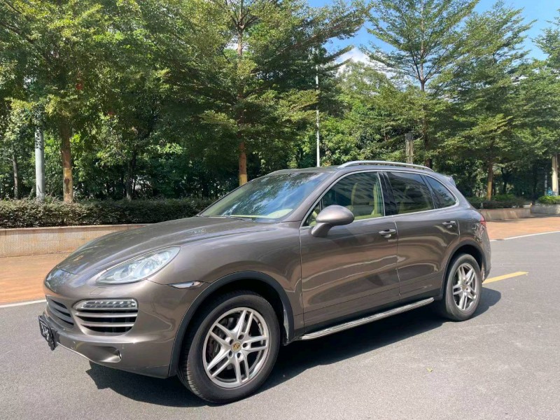 珠海13年保时捷卡宴2