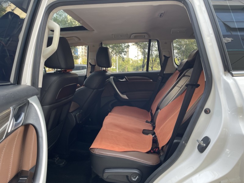 济宁16年哈弗H95