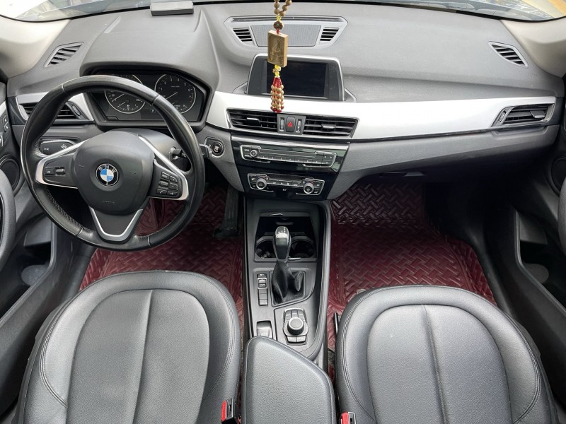 济宁18年宝马X17