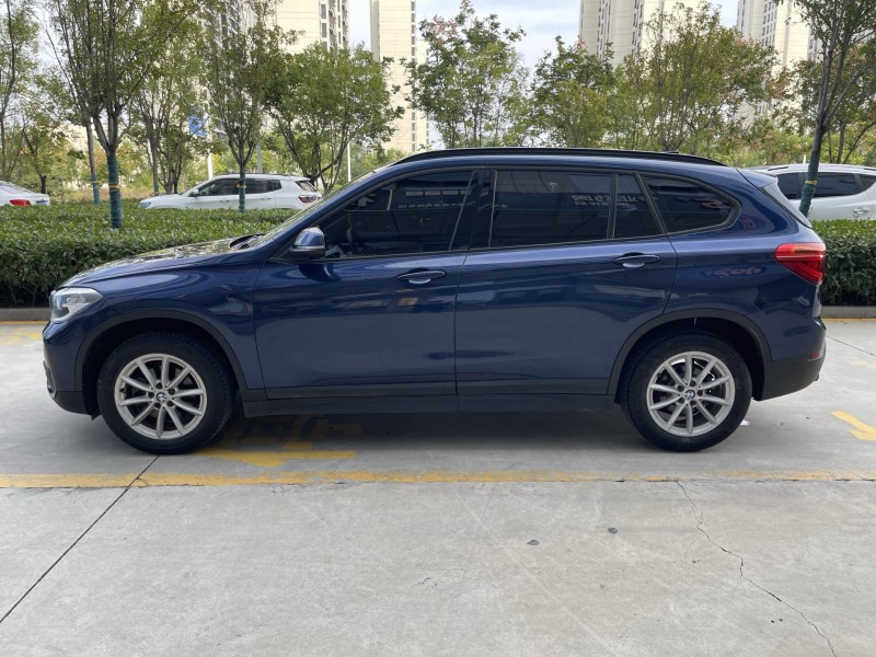 济宁18年宝马X18