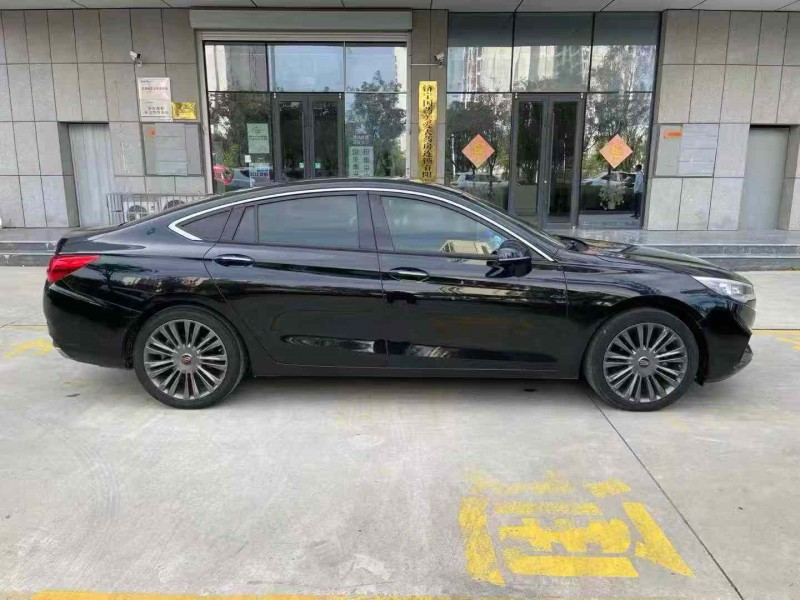 济宁19年红旗H57