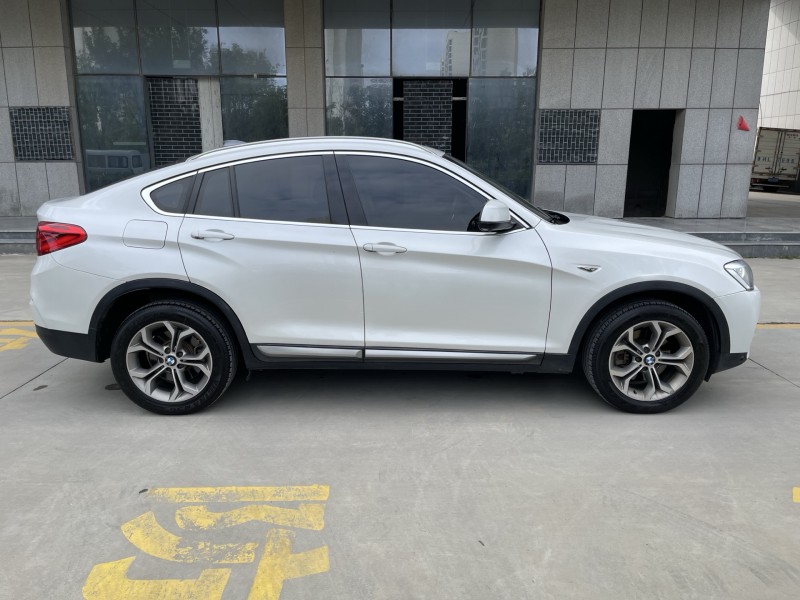 济宁18年宝马X44