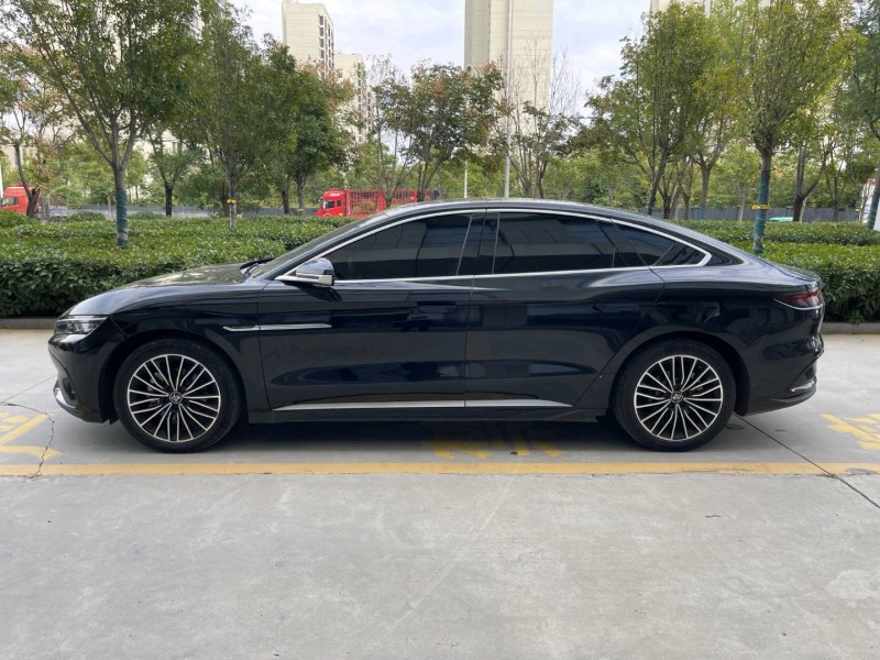 济宁24年比亚迪汉4