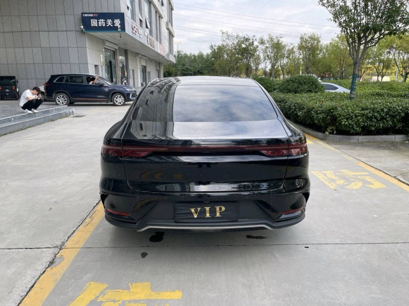 济宁24年比亚迪汉9