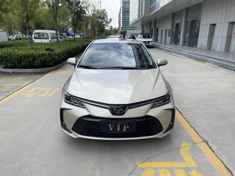 济宁19年丰田卡罗拉1