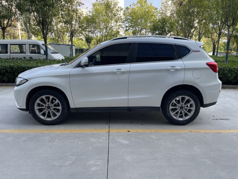 济宁17年哈弗H23