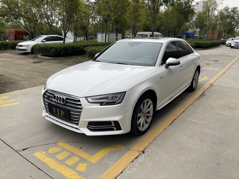 济宁18年奥迪A4L3