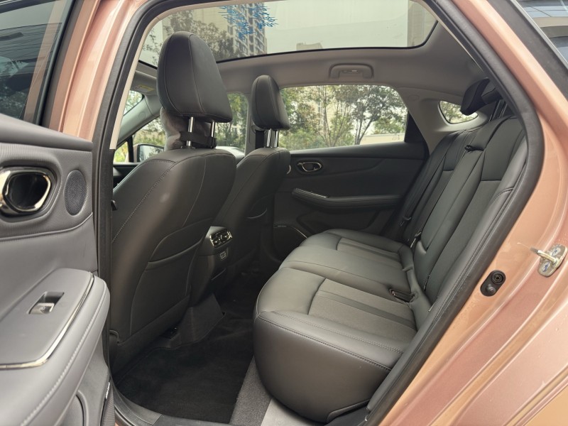 济宁24年传祺埃安S6