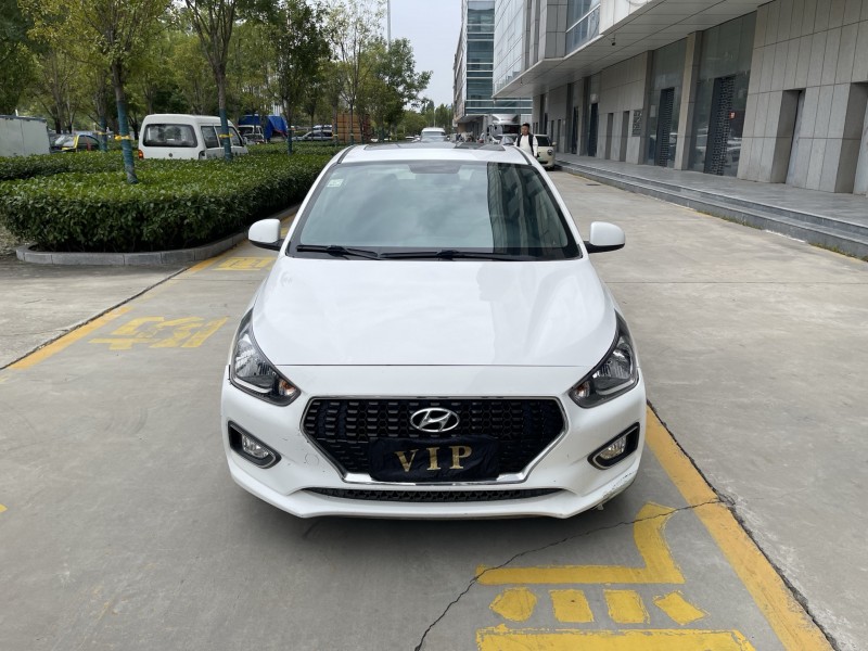 济宁18年现代瑞纳1