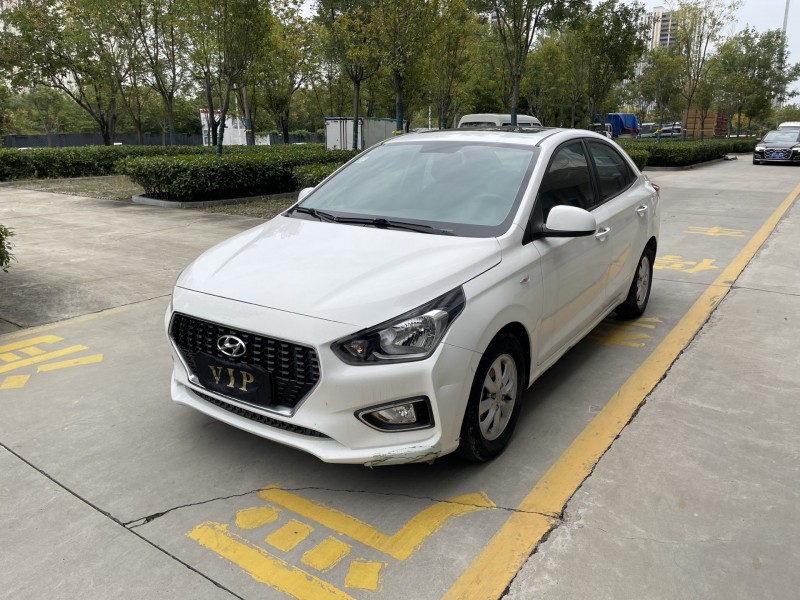 济宁18年现代瑞纳2