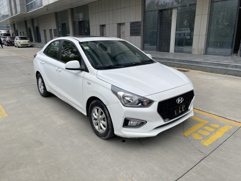 济宁18年现代瑞纳3