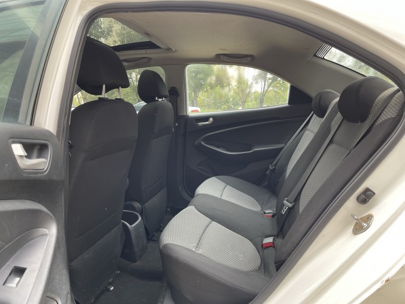 济宁18年现代瑞纳6