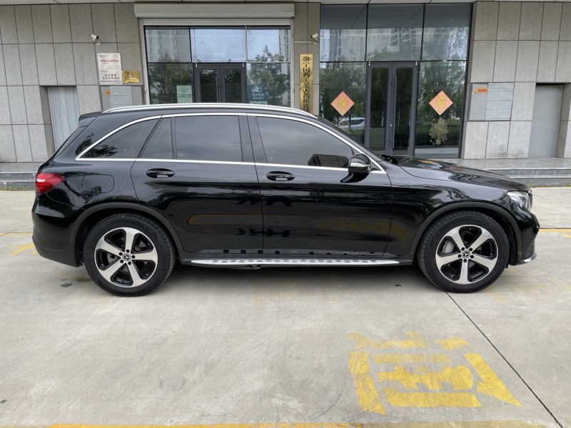 济宁18年奔驰GLC7