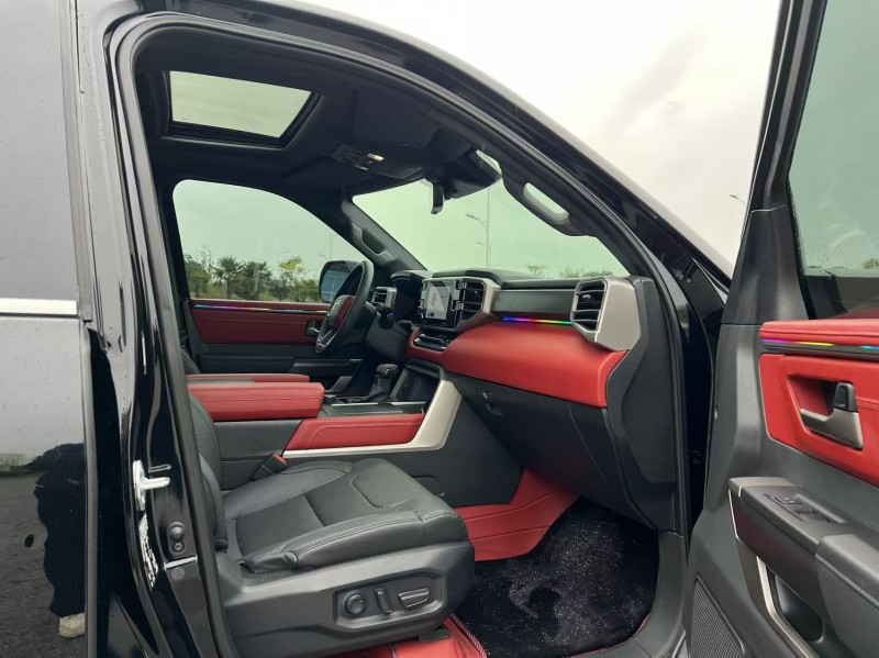 盐城25年丰田红杉6