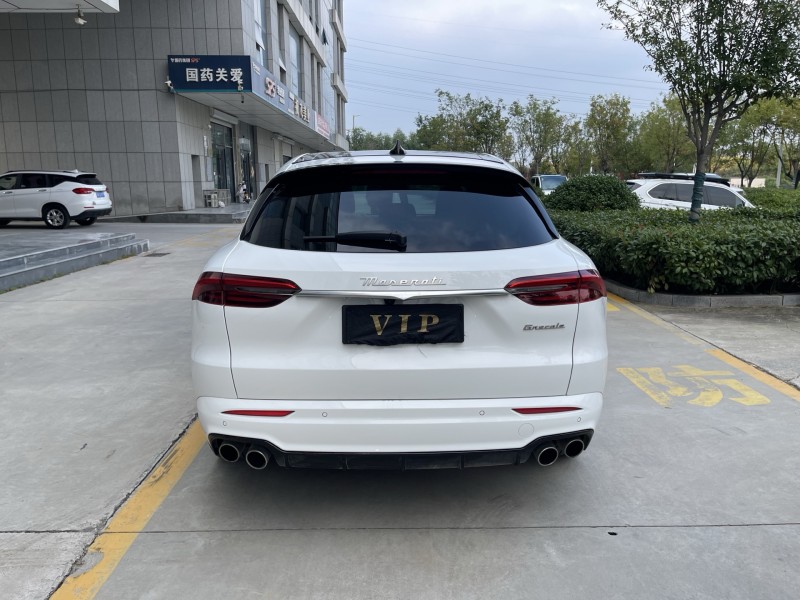 济宁23年玛莎拉蒂Grecale格雷嘉9