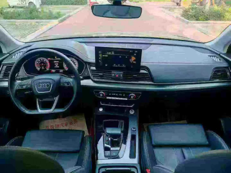 枣庄23年奥迪Q56