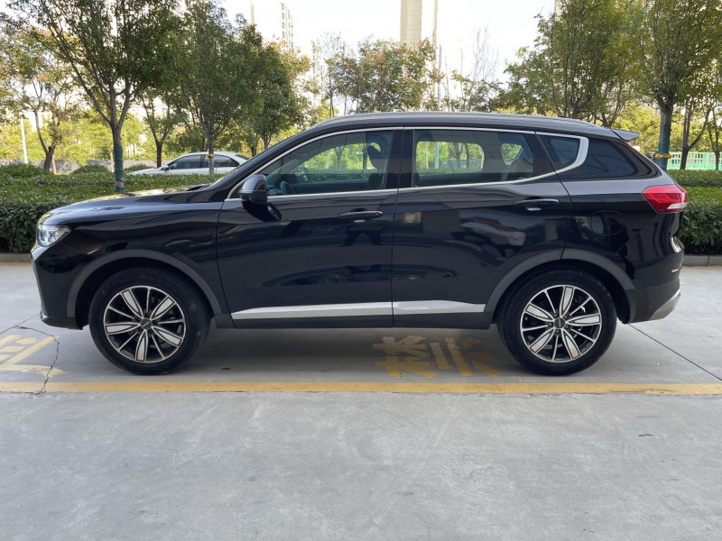 济宁21年哈弗H68