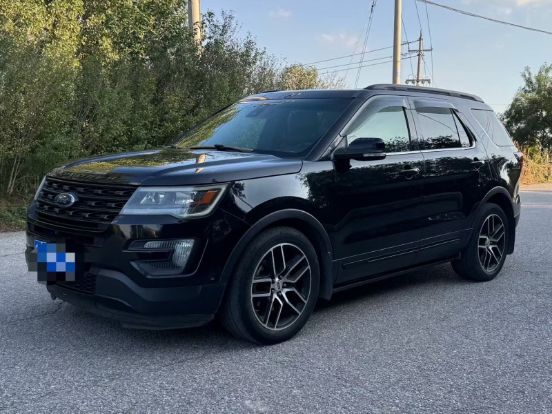 青岛16年福特探险者2