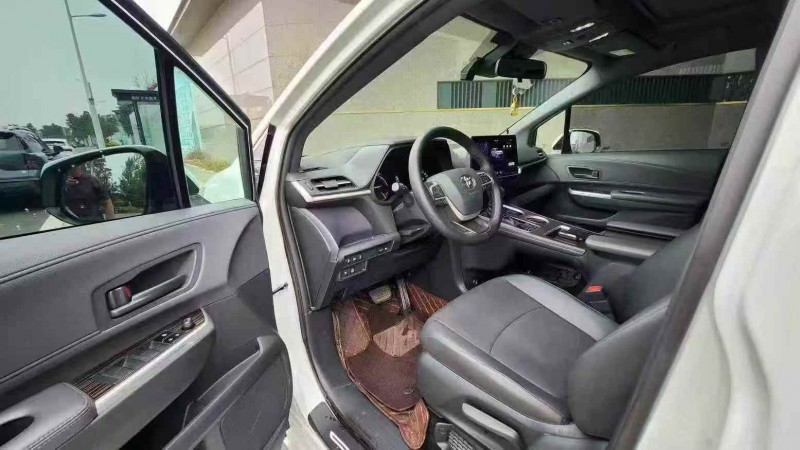 秦皇岛24年丰田格瑞维亚5