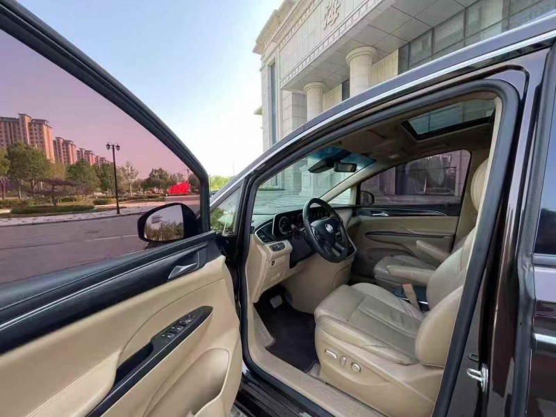 石家庄21年别克GL86