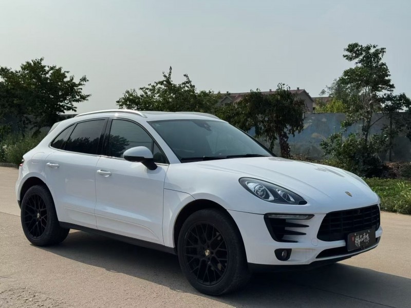 青岛18年保时捷Macan3