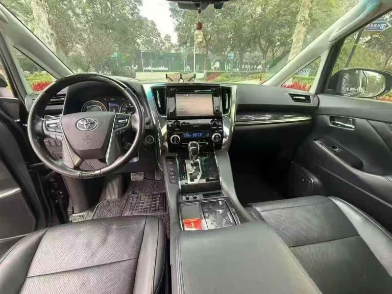 枣庄20年丰田威尔法5