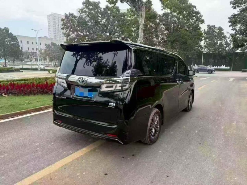 枣庄20年丰田威尔法9