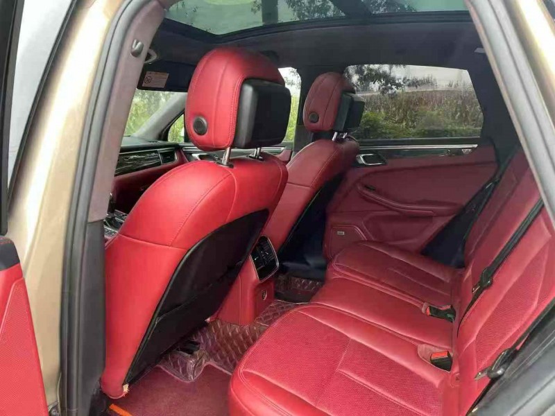 东营17年保时捷Macan6