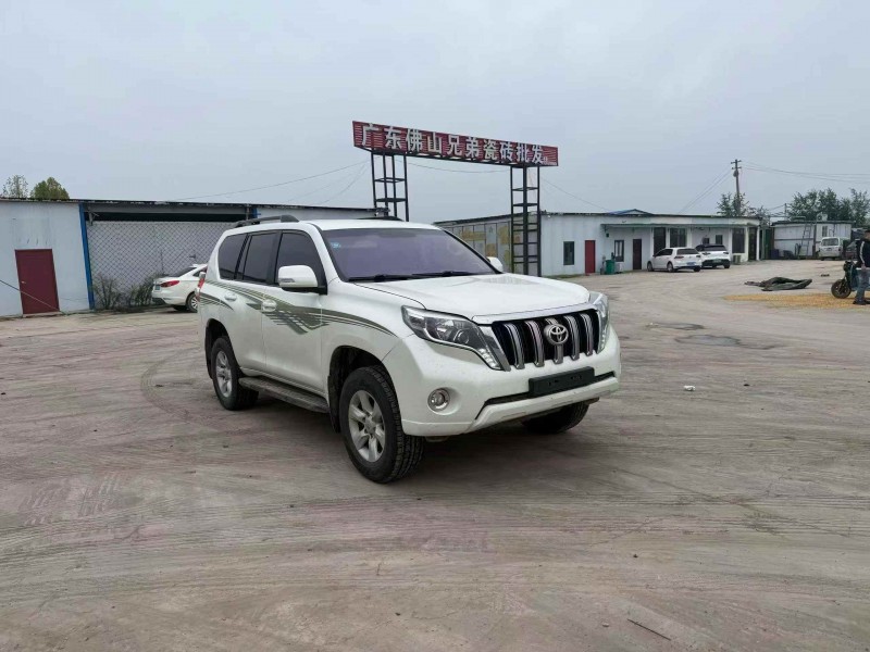 潍坊12年丰田普拉多3