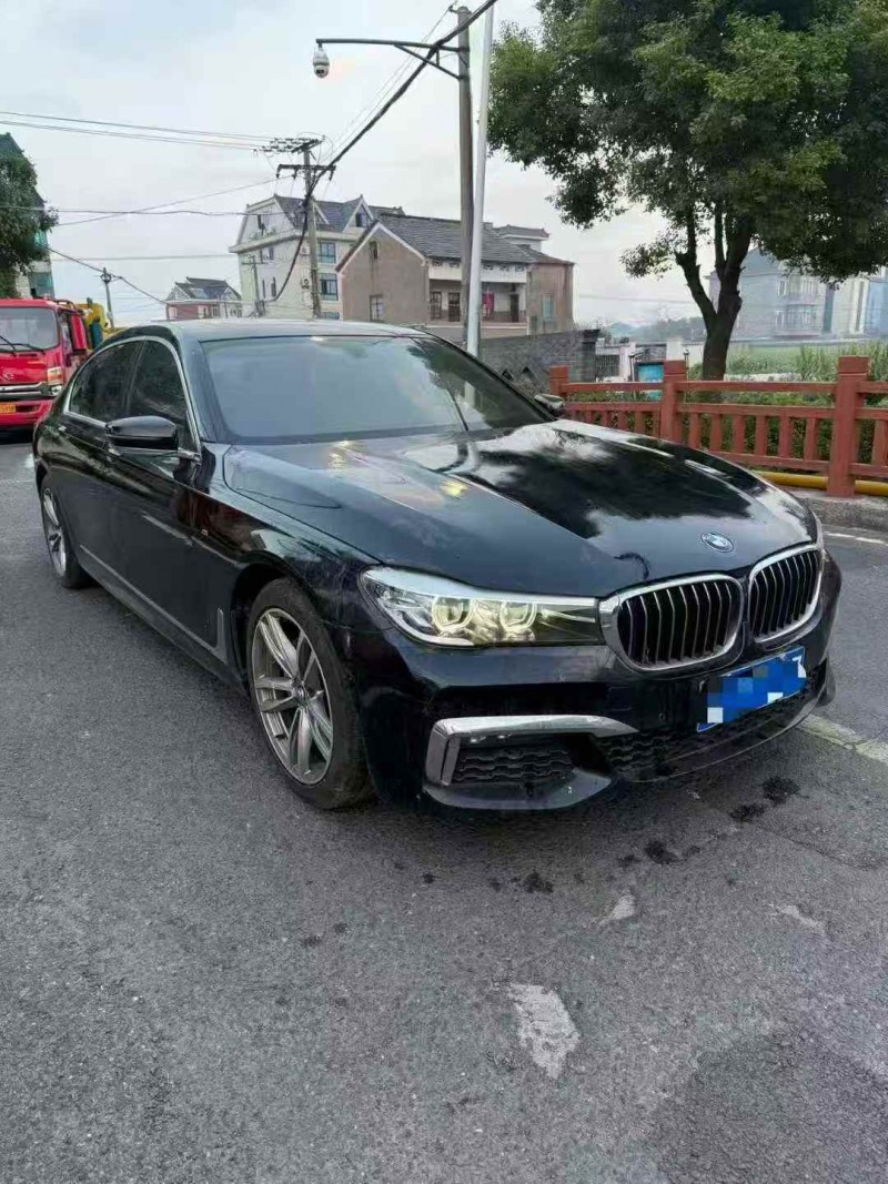 嘉兴18年宝马7系3