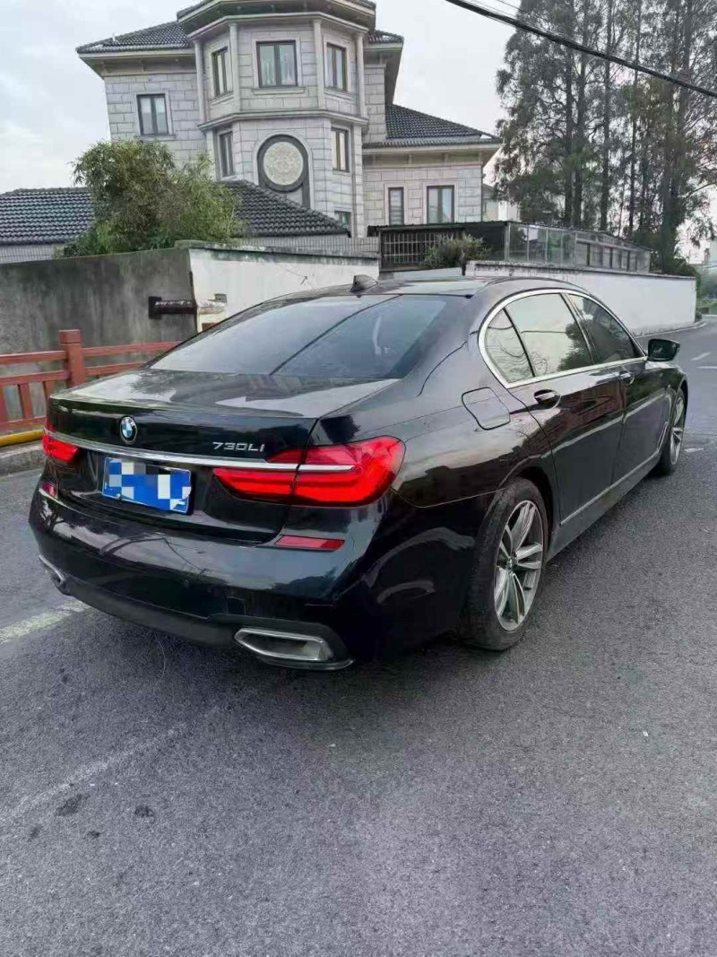 嘉兴18年宝马7系8