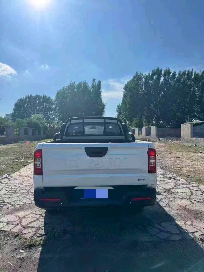 鹤壁23年北汽制造卡路里F79