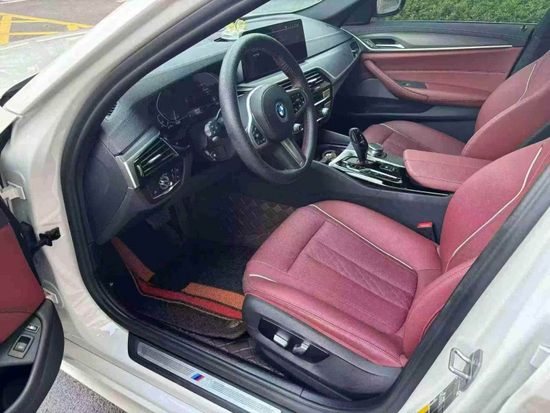 南宁23年宝马5系3